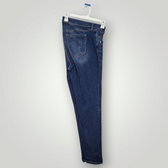 OLD NAVY WOMANS SIZE 16 DENIM BLUE MID RISE JEANS - Picture 2 of 2